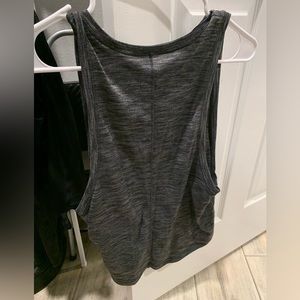 Lululemon muscle tank